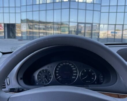 Сірий Мерседес Е-Клас, об'ємом двигуна 2.1 л та пробігом 340 тис. км за 6500 $, фото 23 на Automoto.ua