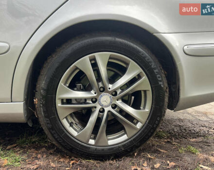 Сірий Мерседес Е-Клас, об'ємом двигуна 2.69 л та пробігом 315 тис. км за 5500 $, фото 58 на Automoto.ua