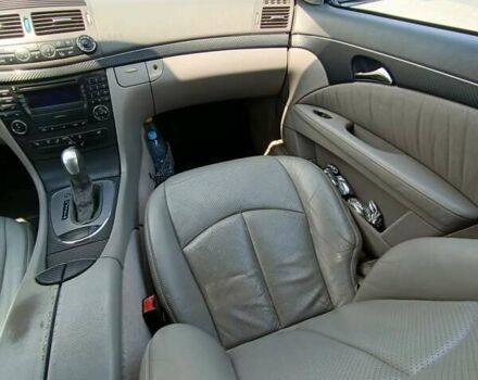 Сірий Мерседес Е-Клас, об'ємом двигуна 2.7 л та пробігом 310 тис. км за 6800 $, фото 2 на Automoto.ua