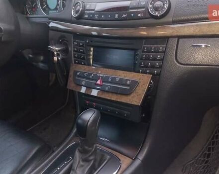 Сірий Мерседес Е-Клас, об'ємом двигуна 2.69 л та пробігом 274 тис. км за 7250 $, фото 17 на Automoto.ua