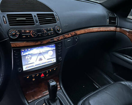 Сірий Мерседес Е-Клас, об'ємом двигуна 2.6 л та пробігом 354 тис. км за 5000 $, фото 15 на Automoto.ua