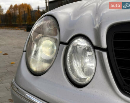 Серый Мерседес Е-Класс, объемом двигателя 2.2 л и пробегом 360 тыс. км за 5450 $, фото 5 на Automoto.ua