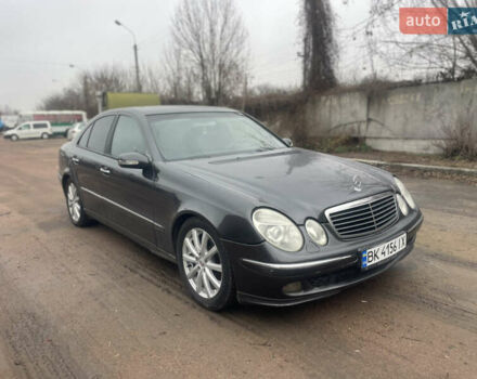 Сірий Мерседес Е-Клас, об'ємом двигуна 2.69 л та пробігом 465 тис. км за 5700 $, фото 2 на Automoto.ua