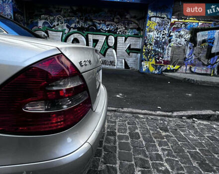 Сірий Мерседес Е-Клас, об'ємом двигуна 2.7 л та пробігом 258 тис. км за 6500 $, фото 5 на Automoto.ua