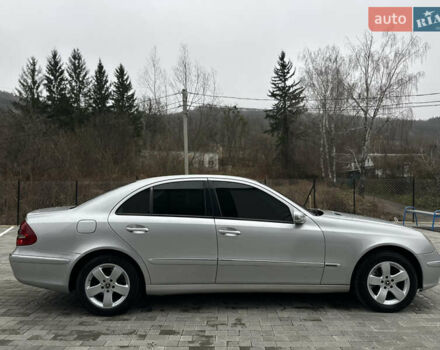 Серый Мерседес Е-Класс, объемом двигателя 2.69 л и пробегом 270 тыс. км за 5950 $, фото 8 на Automoto.ua