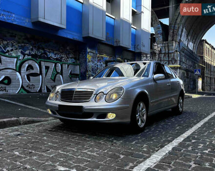 Сірий Мерседес Е-Клас, об'ємом двигуна 2.7 л та пробігом 258 тис. км за 6500 $, фото 10 на Automoto.ua