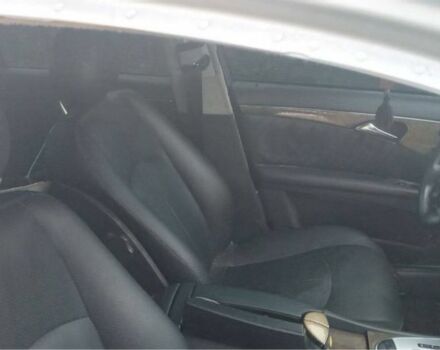 Серый Мерседес Е-Класс, объемом двигателя 3.2 л и пробегом 300 тыс. км за 2600 $, фото 11 на Automoto.ua