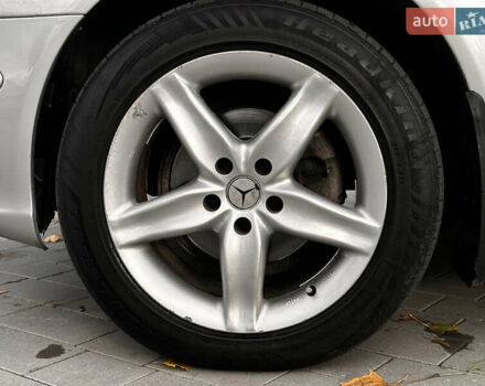 Серый Мерседес Е-Класс, объемом двигателя 2.15 л и пробегом 412 тыс. км за 5499 $, фото 18 на Automoto.ua