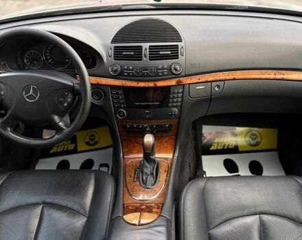 Серый Мерседес Е-Класс, объемом двигателя 2.7 л и пробегом 319 тыс. км за 6750 $, фото 22 на Automoto.ua