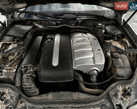 Серый Мерседес Е-Класс, объемом двигателя 2.15 л и пробегом 412 тыс. км за 5499 $, фото 50 на Automoto.ua