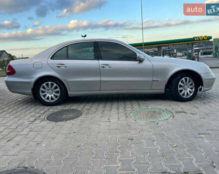 Сірий Мерседес Е-Клас, об'ємом двигуна 2.8 л та пробігом 380 тис. км за 5900 $, фото 16 на Automoto.ua