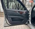 Сірий Мерседес Е-Клас, об'ємом двигуна 2.2 л та пробігом 293 тис. км за 7900 $, фото 81 на Automoto.ua
