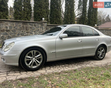 Сірий Мерседес Е-Клас, об'ємом двигуна 2.69 л та пробігом 315 тис. км за 5500 $, фото 4 на Automoto.ua