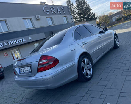 Сірий Мерседес Е-Клас, об'ємом двигуна 2.69 л та пробігом 350 тис. км за 5599 $, фото 4 на Automoto.ua