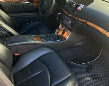 Мерседес Е-Клас 2002 у Тернополі на Automoto.ua Сірий Мерседес Е-Клас, об'ємом двигуна 2.6 л та пробігом 353 тис. км за 5450 $, фото 28 на Automoto.ua