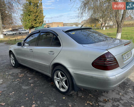 Мерседес Е-Класс 2002 в Остоге на Automoto.ua Серый Мерседес Е-Класс, объемом двигателя 2.15 л и пробегом 377 тыс. км за 4750 $, фото 6 на Automoto.ua