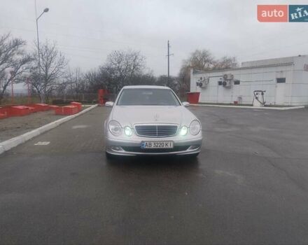 Серый Мерседес Е-Класс, объемом двигателя 2.7 л и пробегом 300 тыс. км за 6500 $, фото 22 на Automoto.ua