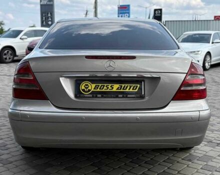 Серый Мерседес Е-Класс, объемом двигателя 2.7 л и пробегом 319 тыс. км за 6750 $, фото 5 на Automoto.ua