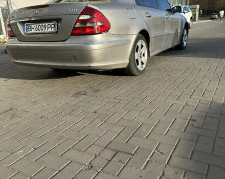 Серый Мерседес Е-Класс, объемом двигателя 2.69 л и пробегом 270 тыс. км за 6300 $, фото 6 на Automoto.ua