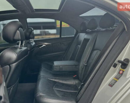 Серый Мерседес Е-Класс, объемом двигателя 2.7 л и пробегом 378 тыс. км за 7500 $, фото 8 на Automoto.ua