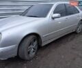 Сірий Мерседес Е-Клас, об'ємом двигуна 4.3 л та пробігом 400 тис. км за 4800 $, фото 3 на Automoto.ua