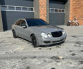 Сірий Мерседес Е-Клас, об'ємом двигуна 2.2 л та пробігом 420 тис. км за 5500 $, фото 1 на Automoto.ua