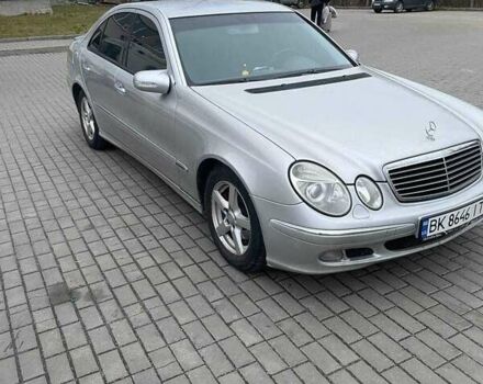 Серый Мерседес Е-Класс, объемом двигателя 2.1 л и пробегом 330 тыс. км за 6200 $, фото 14 на Automoto.ua
