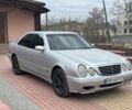 Сірий Мерседес Е-Клас, об'ємом двигуна 2.8 л та пробігом 260 тис. км за 2700 $, фото 1 на Automoto.ua
