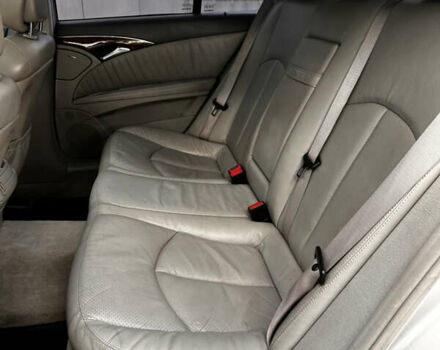 Серый Мерседес Е-Класс, объемом двигателя 2.2 л и пробегом 360 тыс. км за 5450 $, фото 42 на Automoto.ua