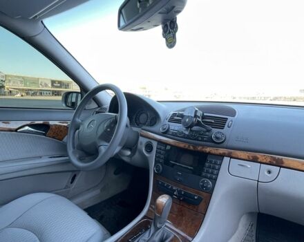 Сірий Мерседес Е-Клас, об'ємом двигуна 2.1 л та пробігом 340 тис. км за 6500 $, фото 20 на Automoto.ua