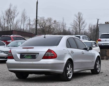 Сірий Мерседес Е-Клас, об'ємом двигуна 5 л та пробігом 284 тис. км за 6450 $, фото 1 на Automoto.ua