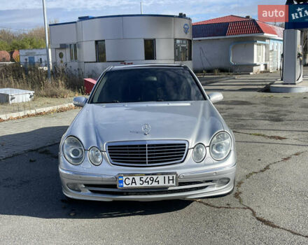 Мерседес Е-Клас 2002 у Золотоноше на Automoto.ua Сірий Мерседес Е-Клас, об'ємом двигуна 4.97 л та пробігом 300 тис. км за 4100 $, фото 1 на Automoto.ua