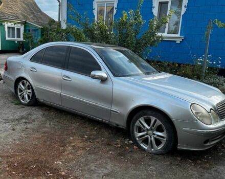 Серый Мерседес Е-Класс, объемом двигателя 3.2 л и пробегом 300 тыс. км за 2600 $, фото 4 на Automoto.ua