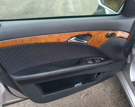 Сірий Мерседес Е-Клас, об'ємом двигуна 2.69 л та пробігом 310 тис. км за 6800 $, фото 7 на Automoto.ua