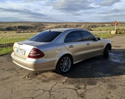 Серый Мерседес Е-Класс, объемом двигателя 2.69 л и пробегом 266 тыс. км за 7500 $, фото 6 на Automoto.ua