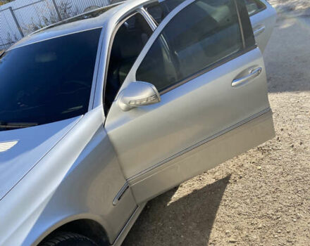 Мерседес Е-Клас 2002 у Тернополі на Automoto.ua Сірий Мерседес Е-Клас, об'ємом двигуна 2.6 л та пробігом 353 тис. км за 5450 $, фото 9 на Automoto.ua