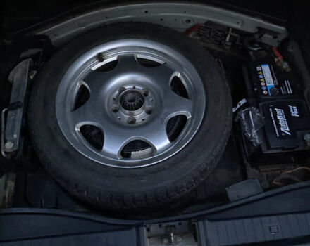 Сірий Мерседес Е-Клас, об'ємом двигуна 2.2 л та пробігом 351 тис. км за 5400 $, фото 24 на Automoto.ua