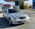 Сірий Мерседес Е-Клас, об'ємом двигуна 5 л та пробігом 185 тис. км за 4100 $, фото 1 на Automoto.ua
