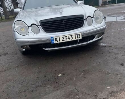 Серый Мерседес Е-Класс, объемом двигателя 3.2 л и пробегом 270 тыс. км за 4500 $, фото 4 на Automoto.ua