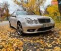 Сірий Мерседес Е-Клас, об'ємом двигуна 4.97 л та пробігом 286 тис. км за 10000 $, фото 1 на Automoto.ua