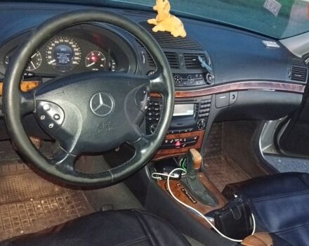 Сірий Мерседес Е-Клас, об'ємом двигуна 2.69 л та пробігом 380 тис. км за 6700 $, фото 10 на Automoto.ua