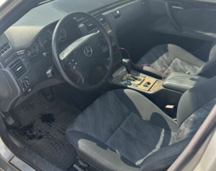 Серый Мерседес Е-Класс, объемом двигателя 2.7 л и пробегом 34 тыс. км за 3000 $, фото 8 на Automoto.ua