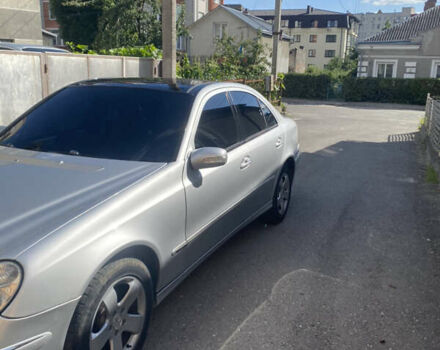 Серый Мерседес Е-Класс, объемом двигателя 2.7 л и пробегом 378 тыс. км за 7500 $, фото 12 на Automoto.ua