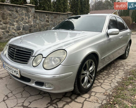 Сірий Мерседес Е-Клас, об'ємом двигуна 2.69 л та пробігом 315 тис. км за 5500 $, фото 9 на Automoto.ua