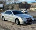 Сірий Мерседес Е-Клас, об'ємом двигуна 2.2 л та пробігом 250 тис. км за 5500 $, фото 1 на Automoto.ua