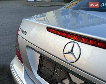 Серый Мерседес Е-Класс, объемом двигателя 5 л и пробегом 280 тыс. км за 6499 $, фото 5 на Automoto.ua