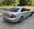 Серый Мерседес Е-Класс, объемом двигателя 2.1 л и пробегом 350 тыс. км за 3800 $, фото 2 на Automoto.ua