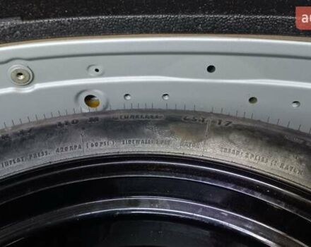 Сірий Мерседес Е-Клас, об'ємом двигуна 2.69 л та пробігом 274 тис. км за 7250 $, фото 45 на Automoto.ua