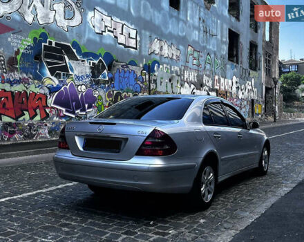 Сірий Мерседес Е-Клас, об'ємом двигуна 2.7 л та пробігом 258 тис. км за 6500 $, фото 8 на Automoto.ua