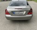 Серый Мерседес Е-Класс, объемом двигателя 2.1 л и пробегом 395 тыс. км за 5950 $, фото 10 на Automoto.ua